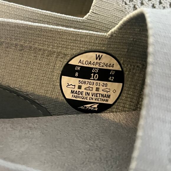 Altra TOKALA Women’s Slip-On Shoes Knit Size 10 Light Blue Comfort Loafers - Picture 4 of 7